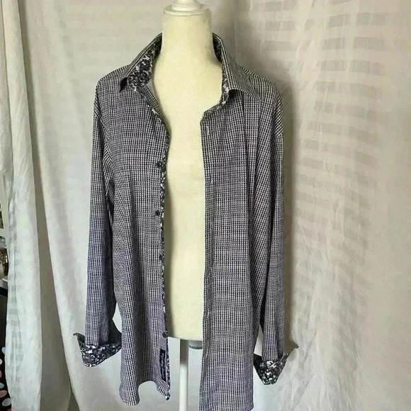 Robert Graham button up XL mens shirt - Picture 2 of 9